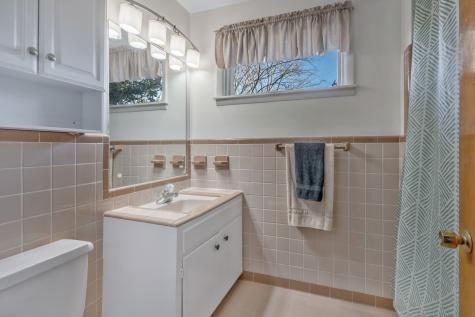 727 Harpeth Pkwy, W Nashville TN 37221