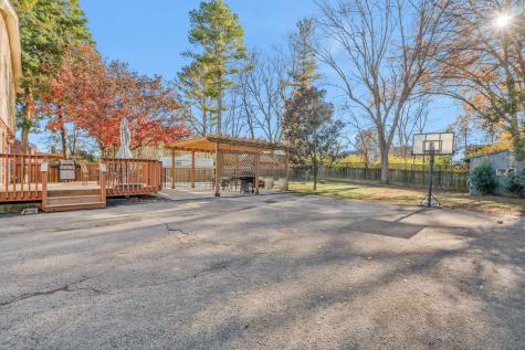 727 Harpeth Pkwy, W Nashville TN 37221