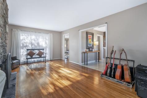 727 Harpeth Pkwy, W Nashville TN 37221
