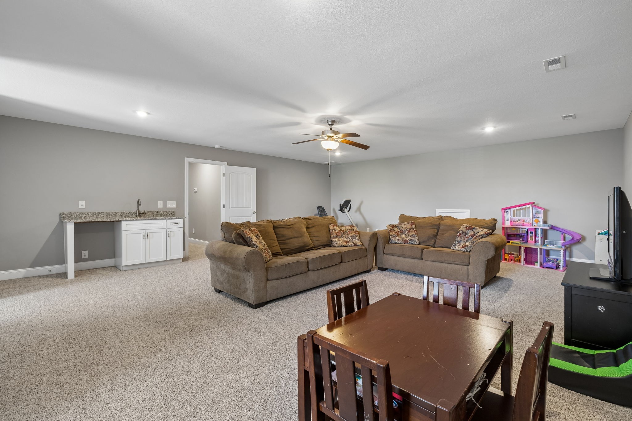 1045 Black Gum Lane Clarksville TN 37043
