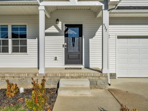 537 Bloomington Trace Clarksville TN 37042