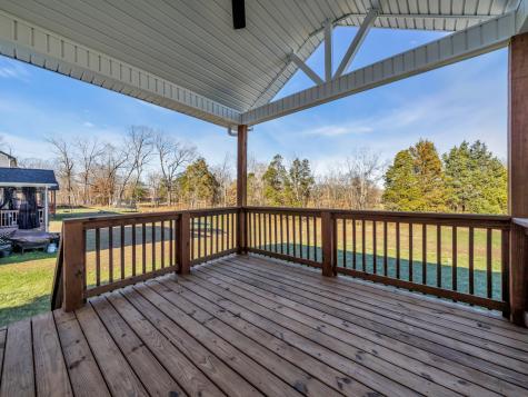 537 Bloomington Trace Clarksville TN 37042