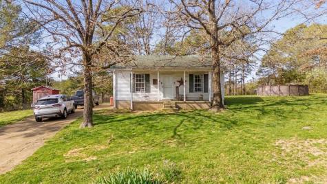 210 Westwood Circle Selmer TN 38375