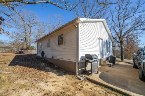 210 Westwood Circle Selmer TN 38375