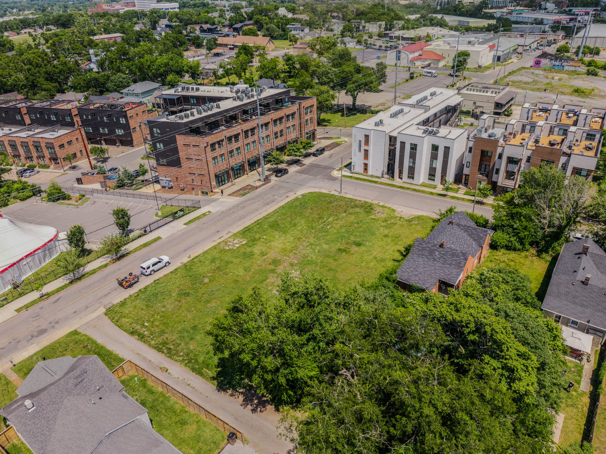 616 26th Ave, N Nashville TN 37209