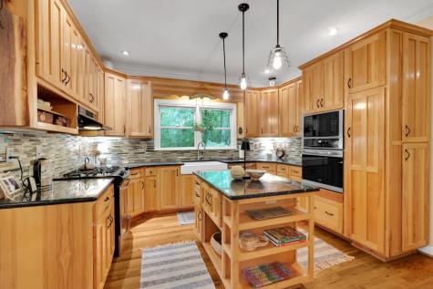 1221 Clifftops Avenue Monteagle TN 37356