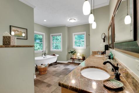 1221 Clifftops Avenue Monteagle TN 37356