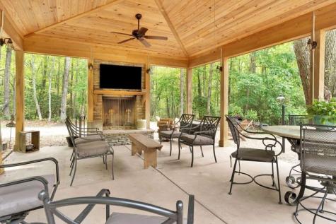 1221 Clifftops Avenue Monteagle TN 37356