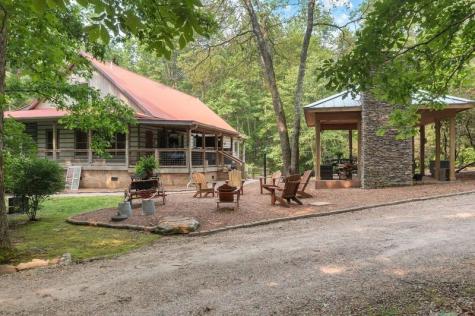 1221 Clifftops Avenue Monteagle TN 37356