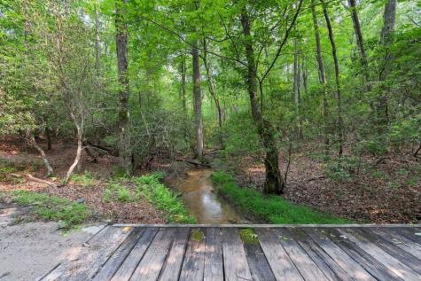 1221 Clifftops Avenue Monteagle TN 37356