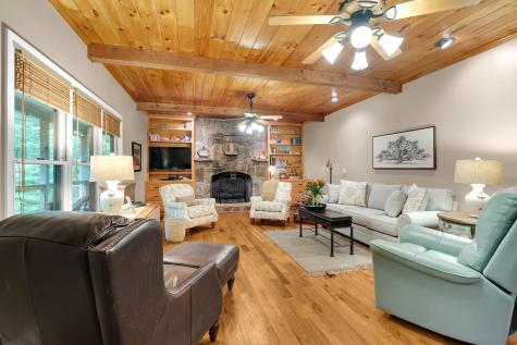 1221 Clifftops Avenue Monteagle TN 37356