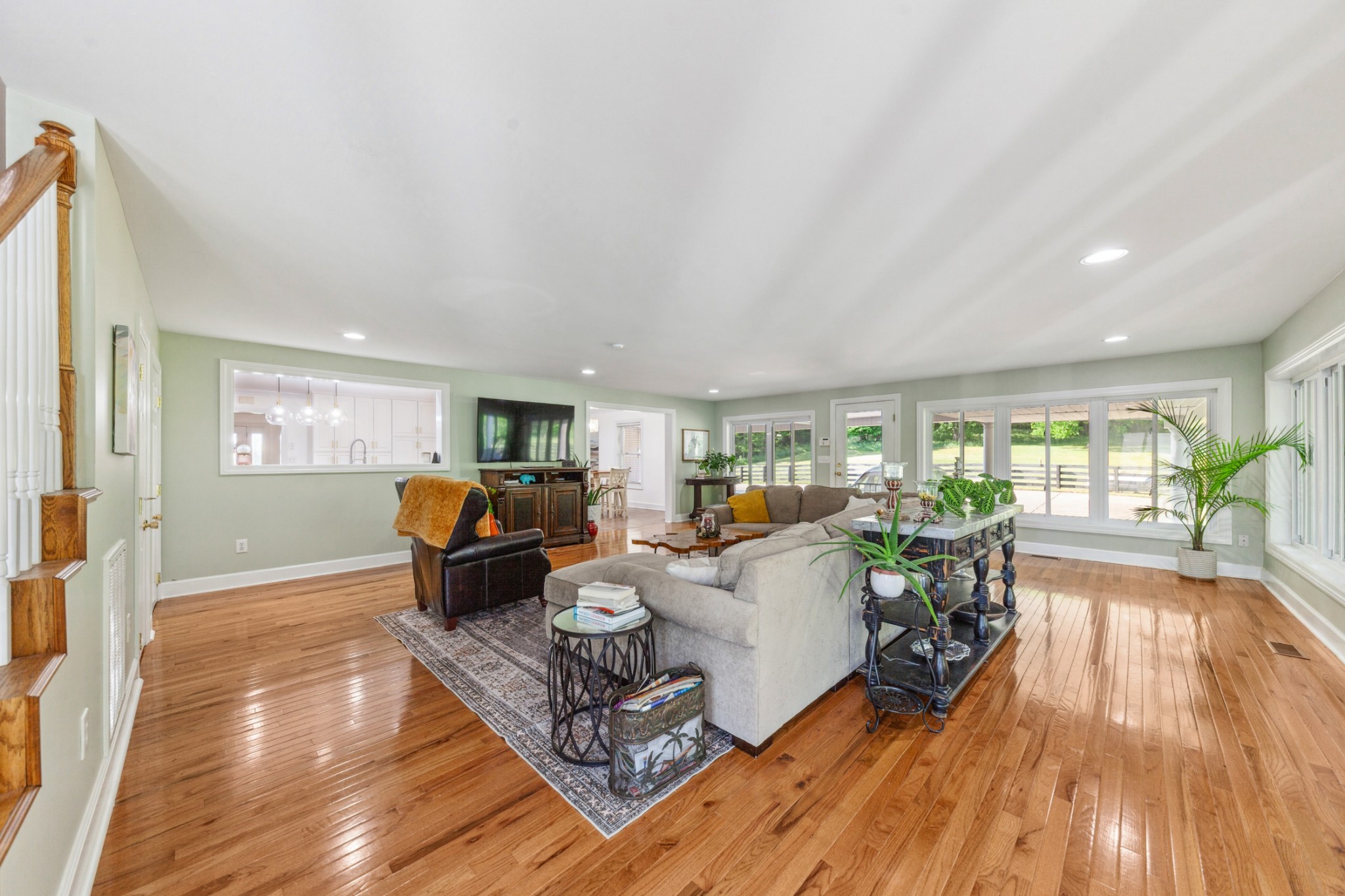 4000 Cantebury Drive Culleoka TN 38451