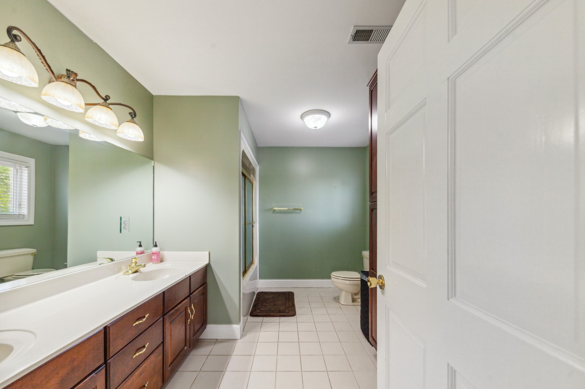 4000 Cantebury Drive Culleoka TN 38451