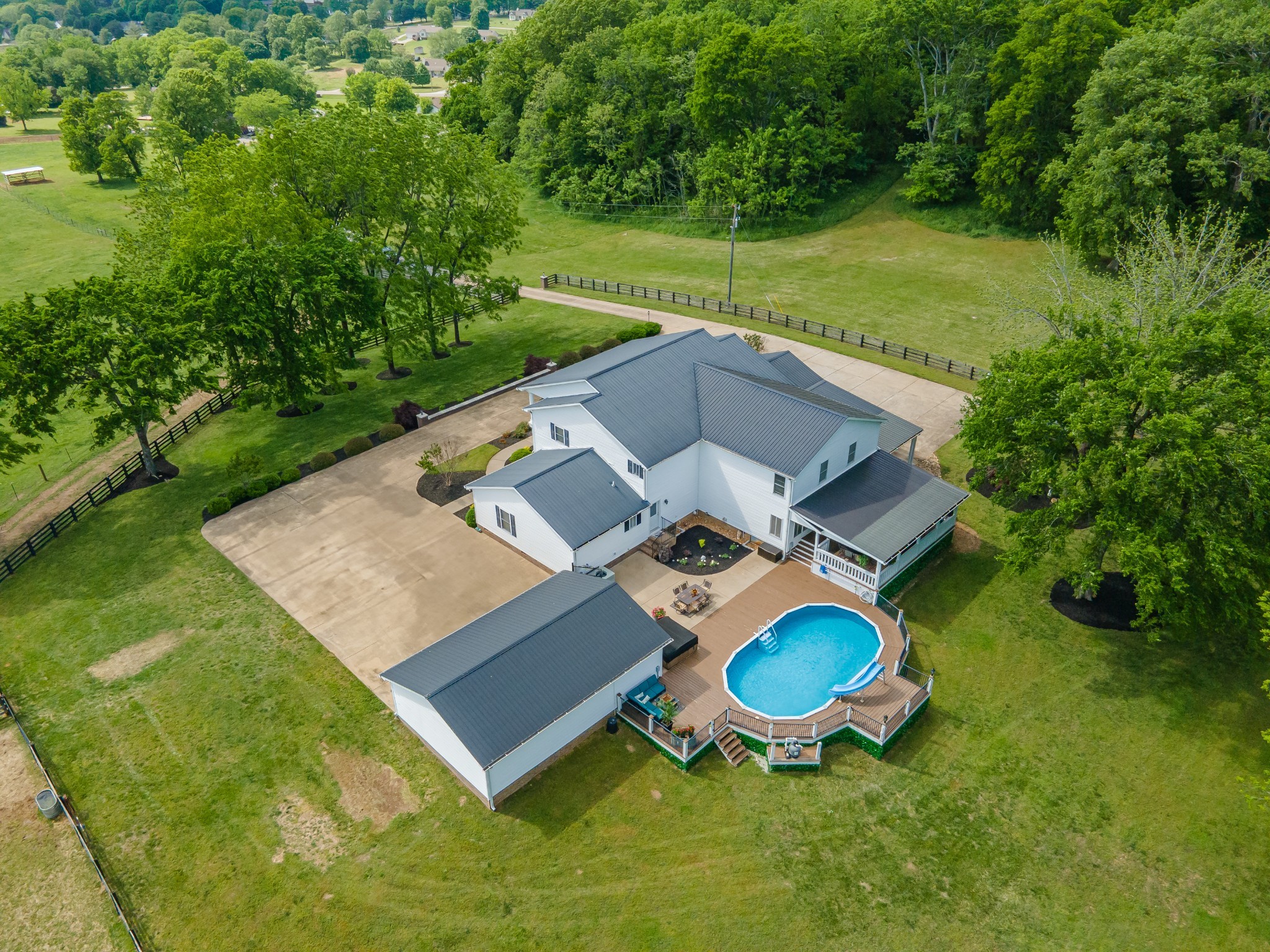 4000 Cantebury Drive Culleoka TN 38451