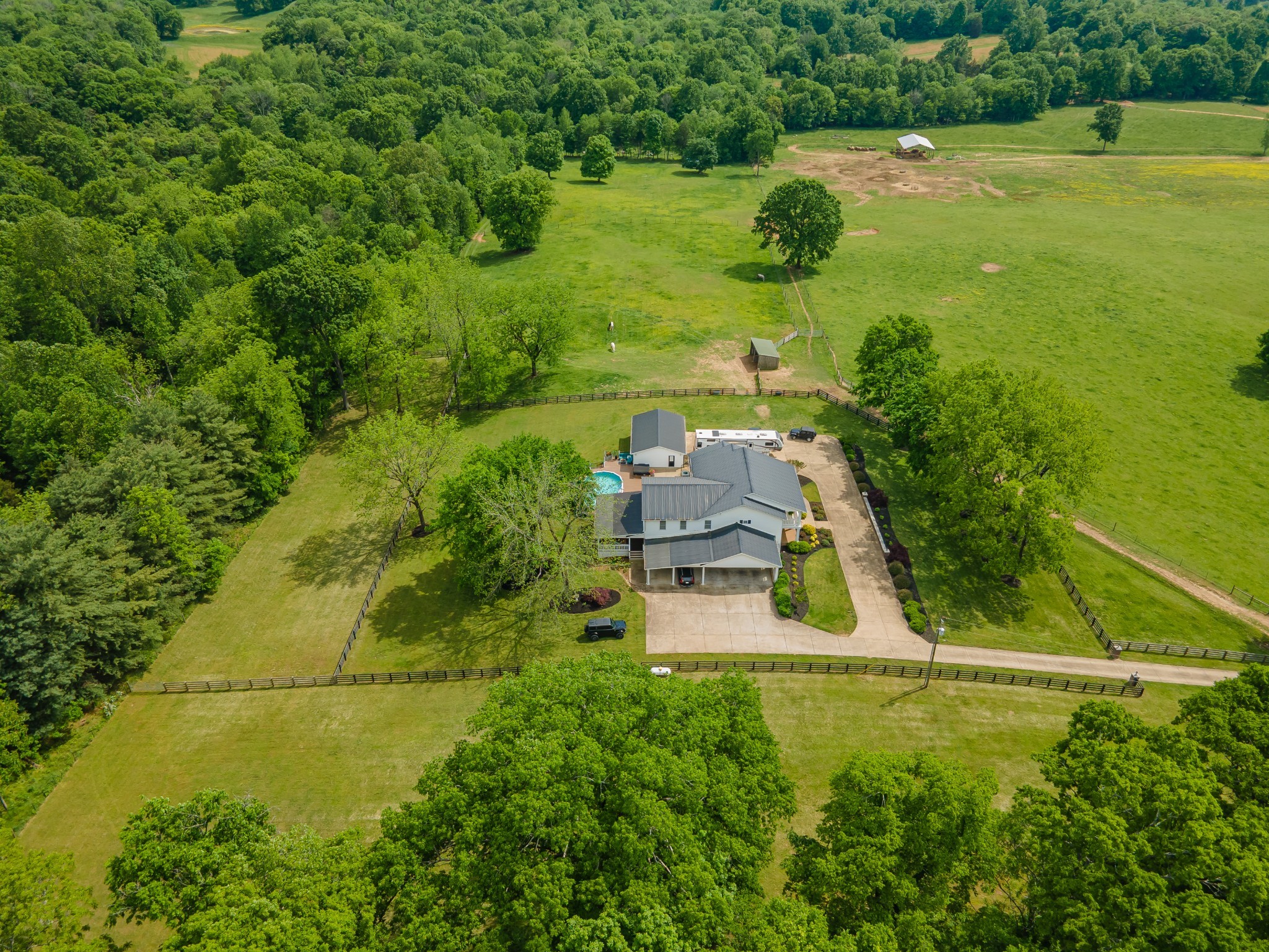 4000 Cantebury Drive Culleoka TN 38451