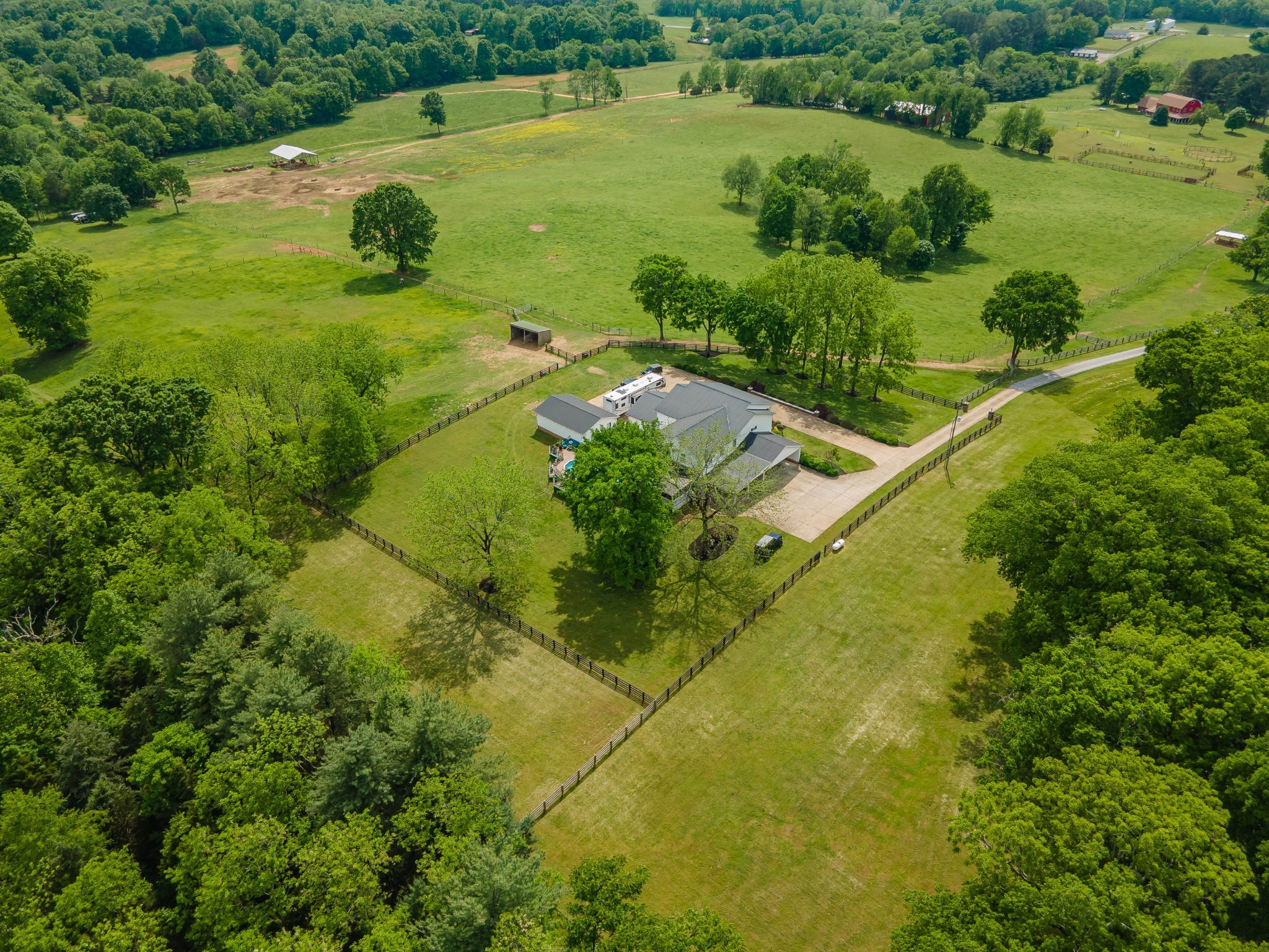 4000 Cantebury Drive Culleoka TN 38451