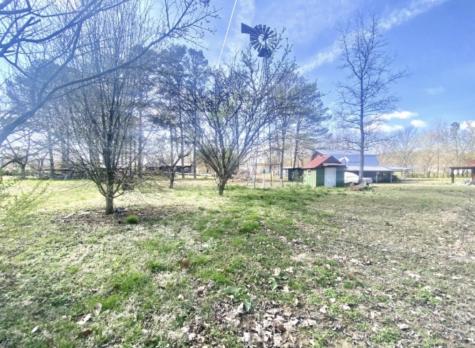 200 Brown Town Road Waverly TN 37185