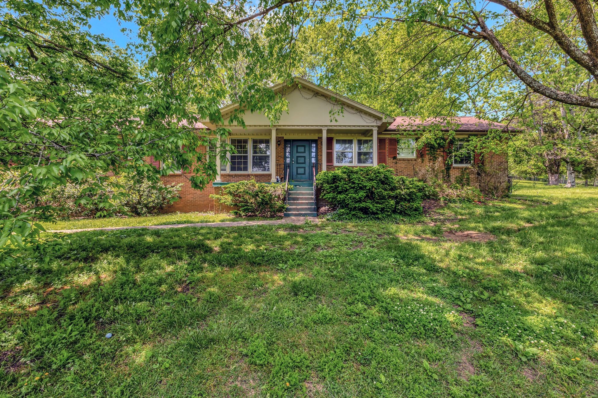 483 Franklin Road Franklin TN 37069