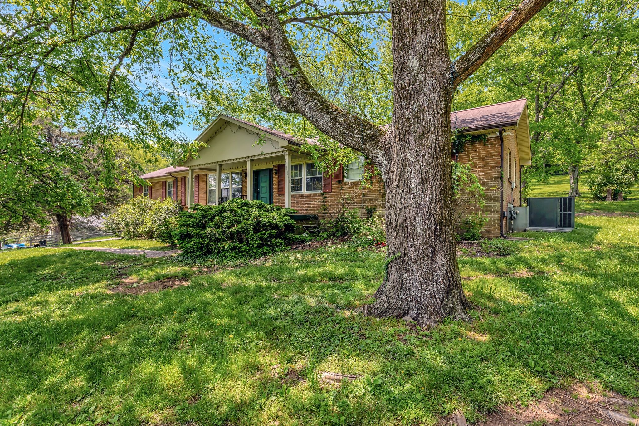 483 Franklin Road Franklin TN 37069