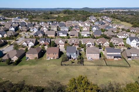 180 Dayflower Drive Hendersonville TN 37075