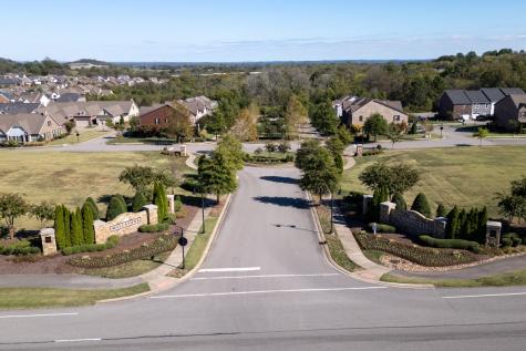 180 Dayflower Drive Hendersonville TN 37075