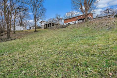 243 River Street Hartsville TN 37074
