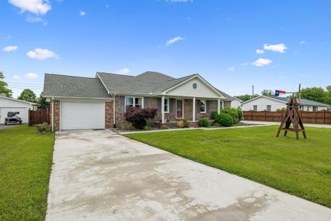 595 Pack Circle Smithville TN 37166