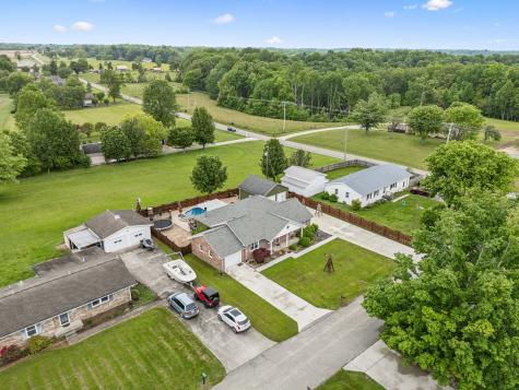595 Pack Circle Smithville TN 37166