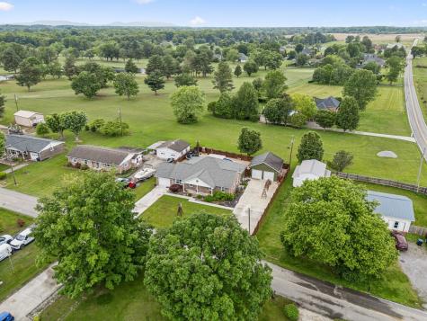 595 Pack Circle Smithville TN 37166