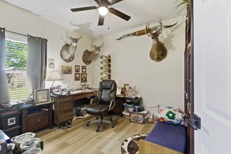 208 Avalon Drive Paris TN 38242