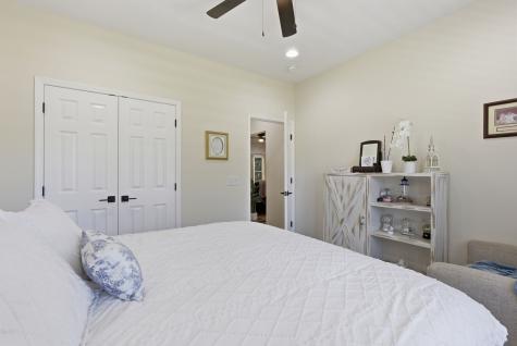 208 Avalon Drive Paris TN 38242
