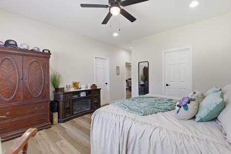 208 Avalon Drive Paris TN 38242