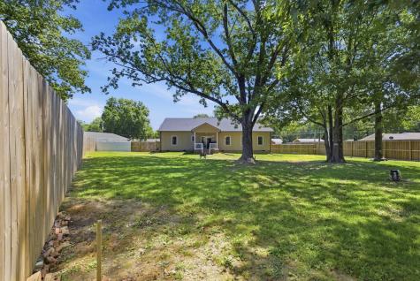 208 Avalon Drive Paris TN 38242