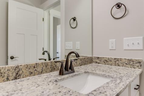 211 Lagoon Drive Mcminnville TN 37110