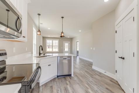 211 Lagoon Drive Mcminnville TN 37110