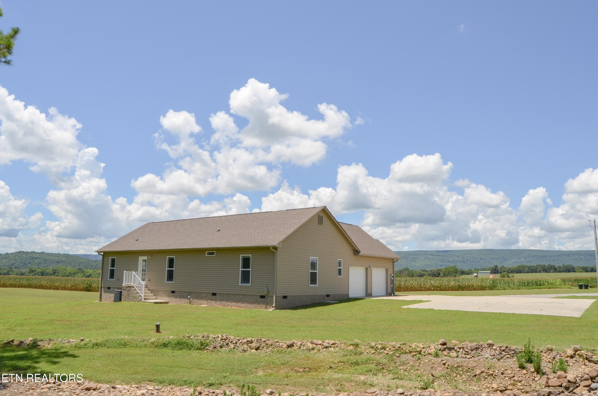 241 Terry Road Pikeville TN 37367