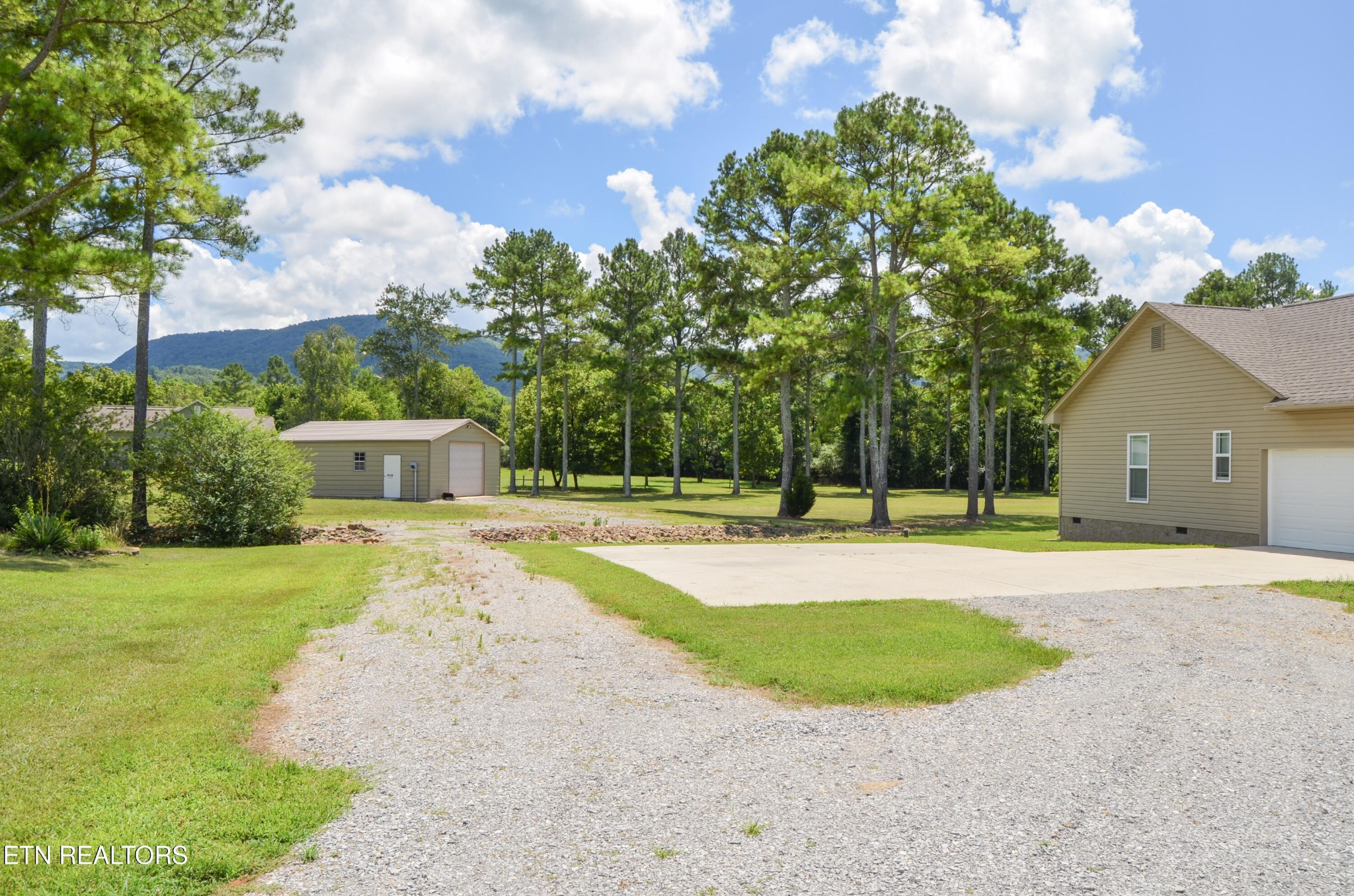 241 Terry Road Pikeville TN 37367