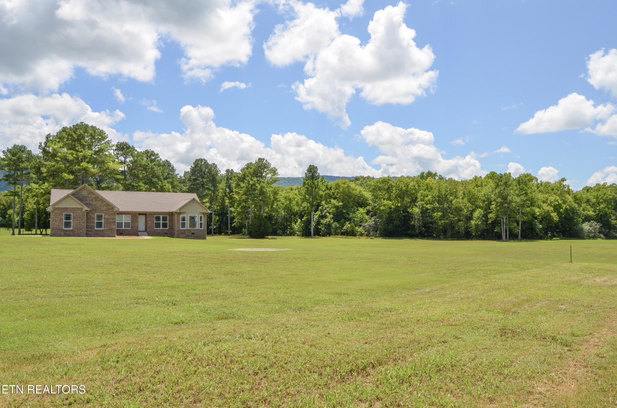 241 Terry Road Pikeville TN 37367
