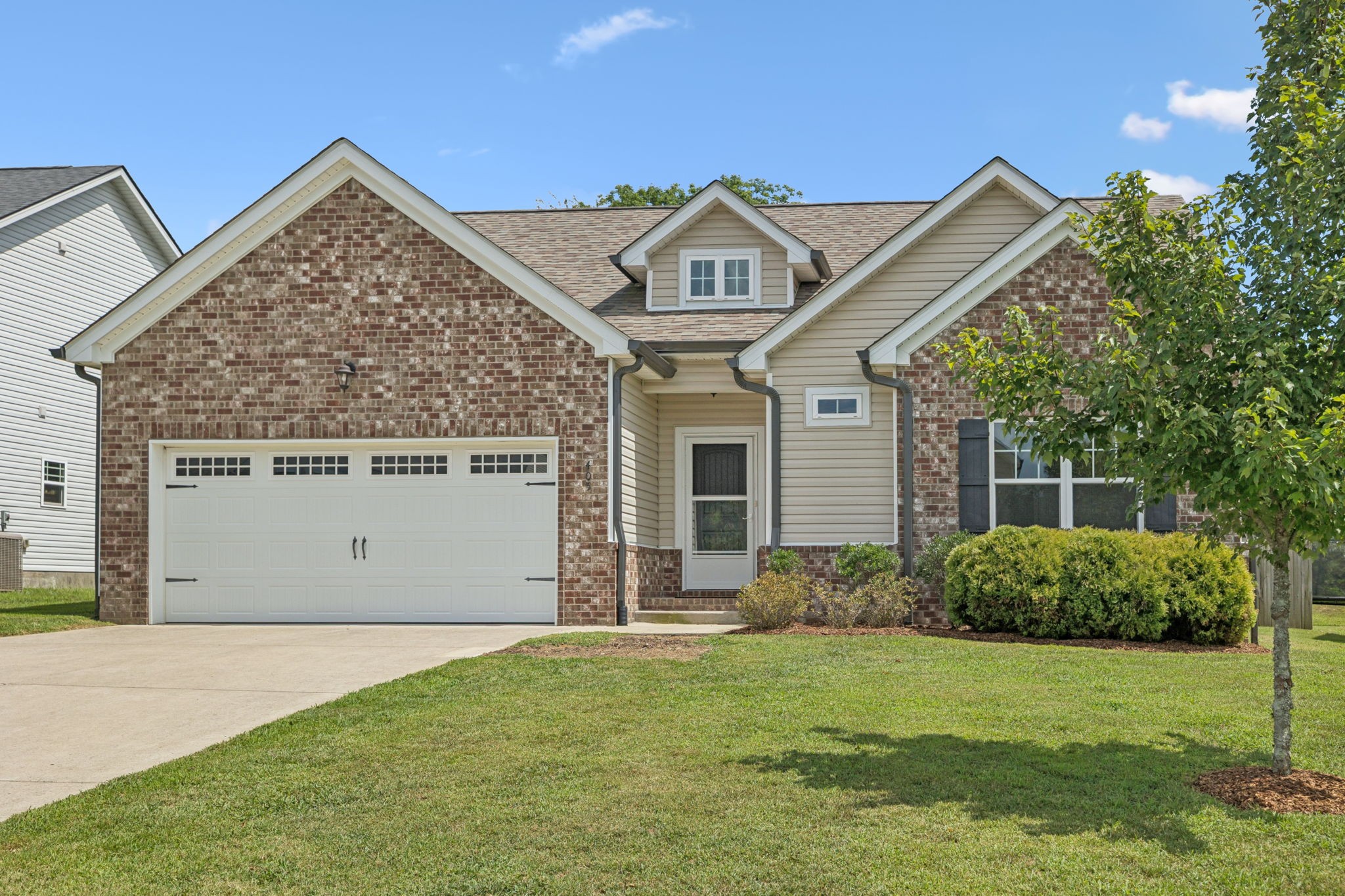 405 Barbaro Court Burns TN 37029