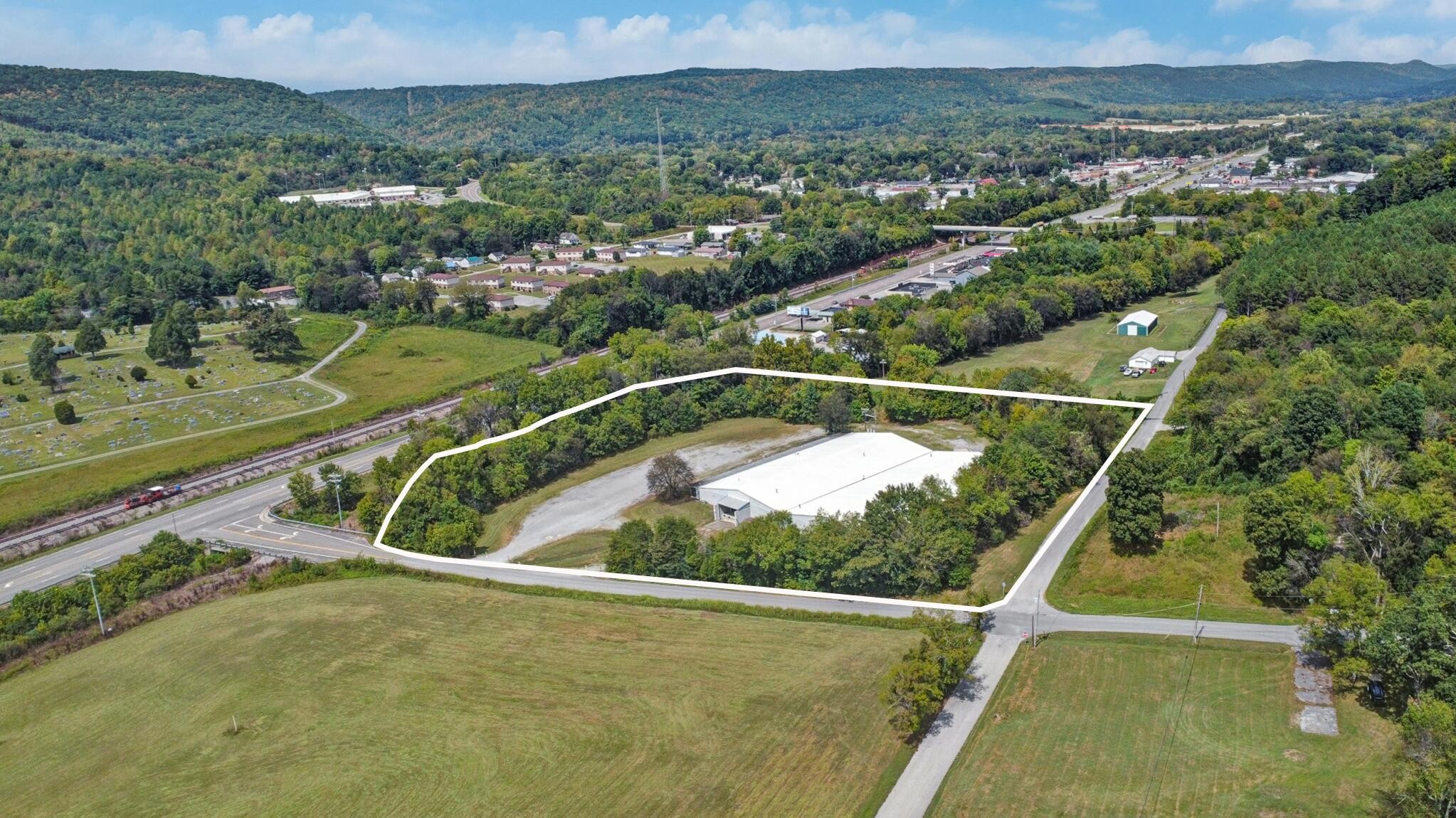 153 Kemmer Road Spring City TN 37381