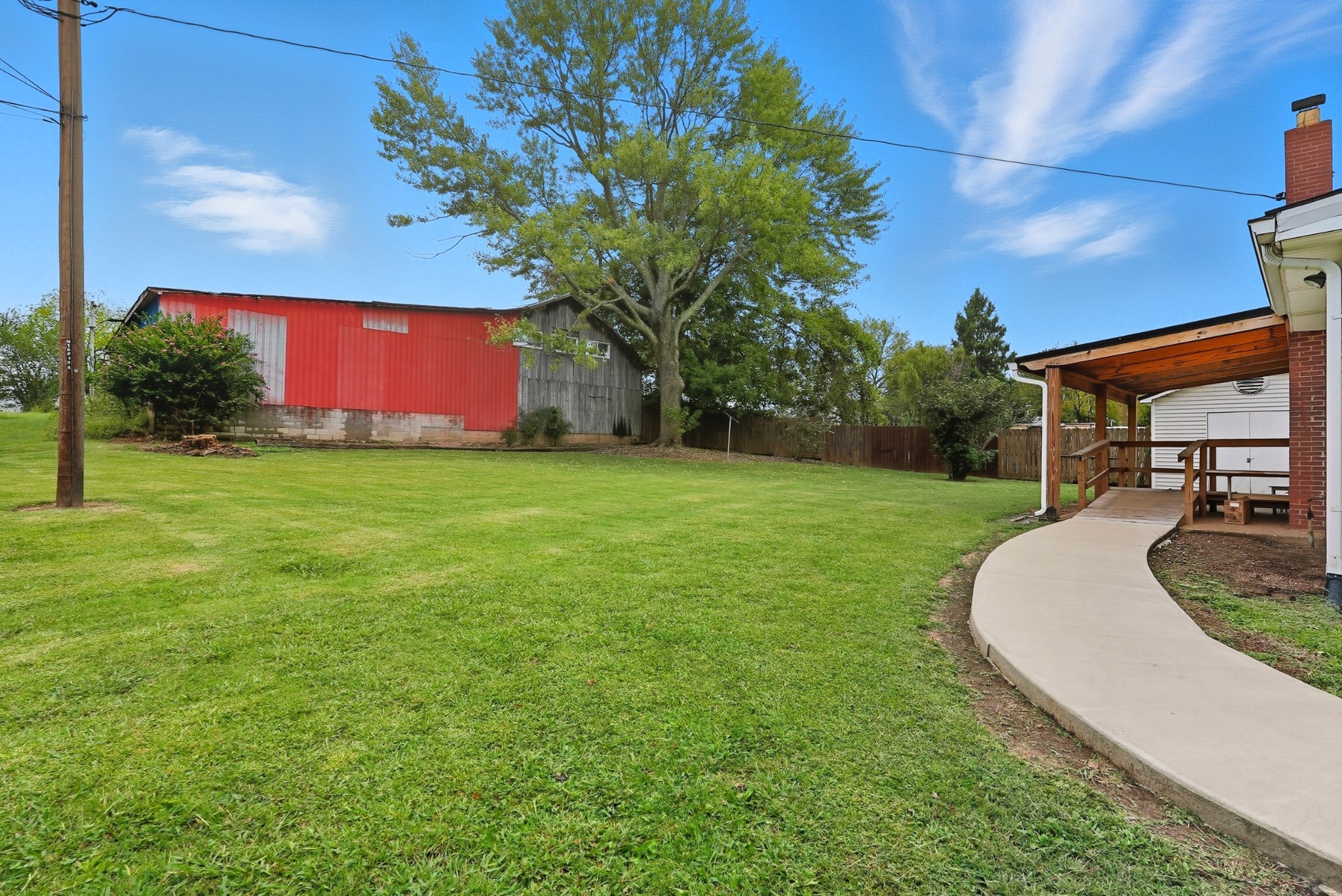 135 Main Street Mc Ewen TN 37101