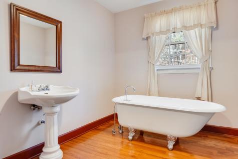 641 Riverbend Drive Jasper TN 37347