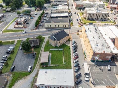 117 1st Ave, NE Winchester TN 37398