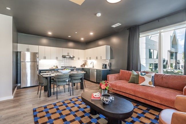 50 Music Sq, W Nashville TN 37203
