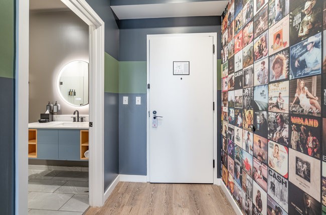 50 Music Sq, W Nashville TN 37203