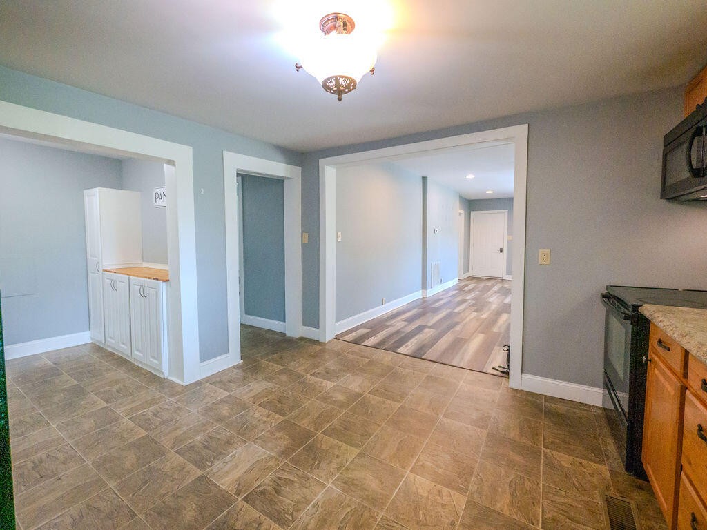 605 Shoemaker Street Athens TN 37303