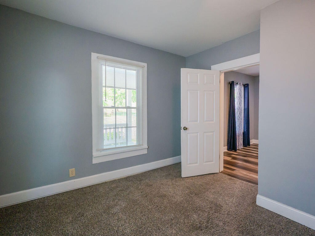 605 Shoemaker Street Athens TN 37303