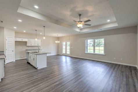 21 Bartow Street Decherd TN 37324