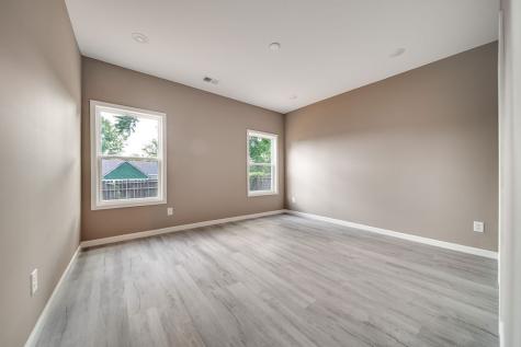 1219 S Russell Street Portland TN 37148