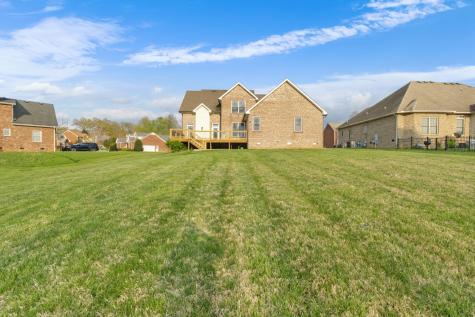 279 Cullom Way Clarksville TN 37043